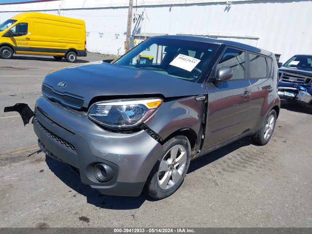 KIA Soul 2018 KNDJN2A26J7509875 Image 2