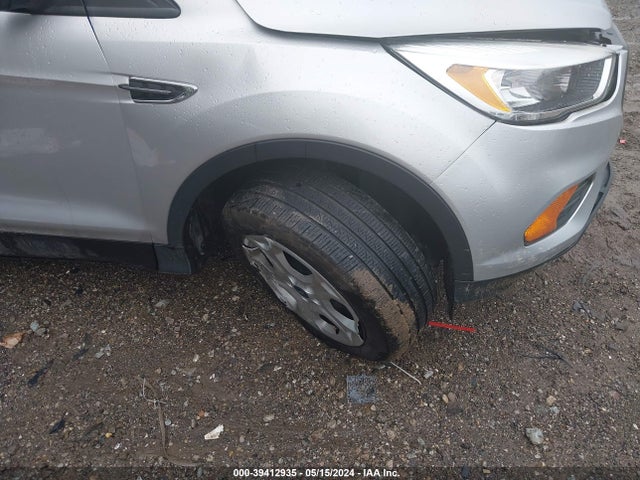Ford ESCAPE S 2017 1FMCU0F79HUB57211 Image 12