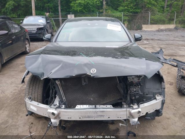 WDDZF4KB5JA324462 Mercedes-Benz E 300 4matic