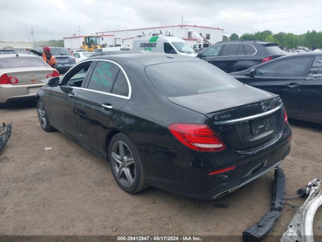 WDDZF4KB5JA324462 Mercedes-Benz E 300 4matic