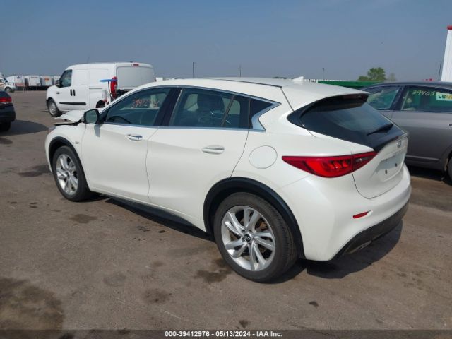 SJKCH5CP3JA054039 Infiniti Qx30 Luxury