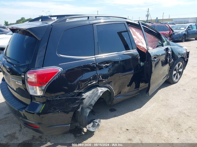 Subaru Forester 2.5i Limited 2017 JF2SJAJCXHH422909 Image 4