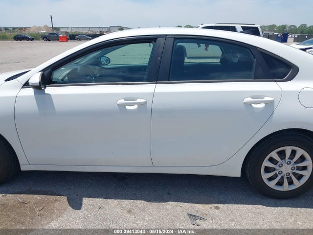 Продажа на аукционе авто 2020 Kia Forte Fe, vin: 3KPF24AD0LE171663, номер лота: 39413043