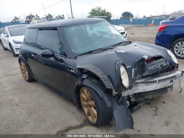 2006 MINI COOPER S WMWRE33586TJ34342 Photo 0