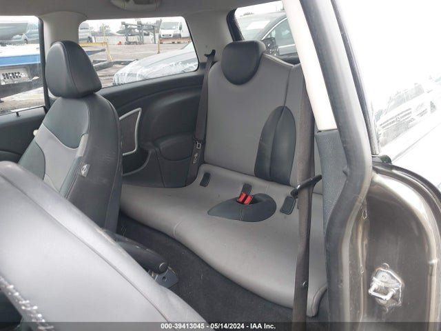 2006 MINI COOPER S WMWRE33586TJ34342 Photo 7
