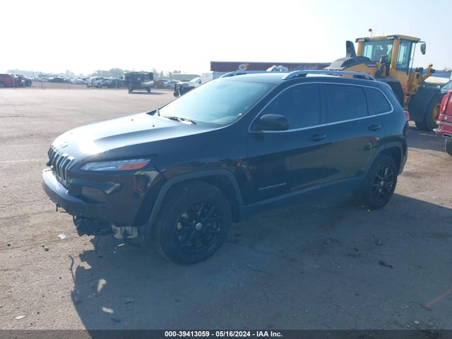 1C4PJMCB2HW511427 Jeep Cherokee Latitude 4x4