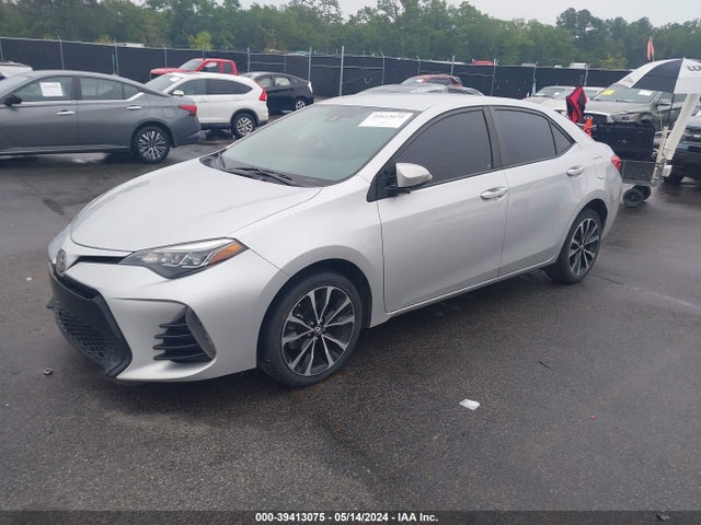 Toyota COROLLA SE 2017 5YFBURHE6HP647098 Image 2