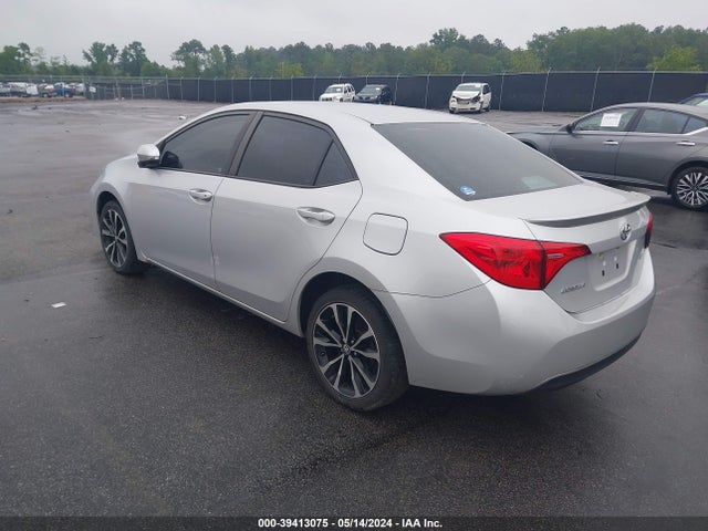 Toyota COROLLA SE 2017 5YFBURHE6HP647098 Image 3