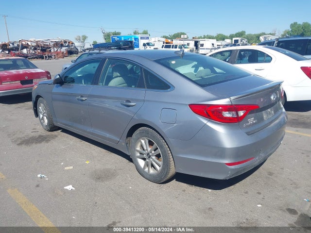 Hyundai SONATA SE 2016 5NPE24AF8GH345901 Image 3