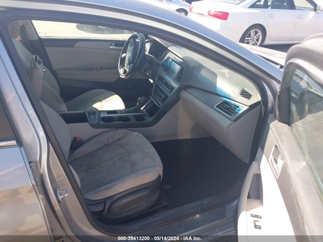 Hyundai SONATA SE 2016 5NPE24AF8GH345901 Image 5
