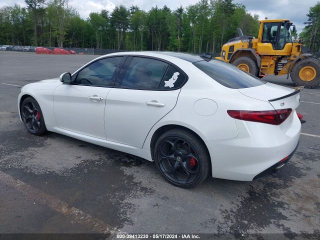 ZARFAEEN1J7590300 Alfa Romeo Giulia Ti Sport Awd