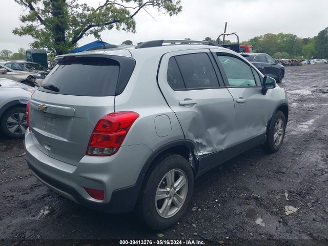 Chevrolet Trax Awd Lt 2022 KL7CJPSM9NB539471 Image 4