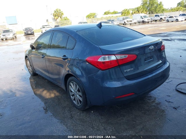 KIA FORTE LX 2015 KNAFX4A64F5399682 Image 3