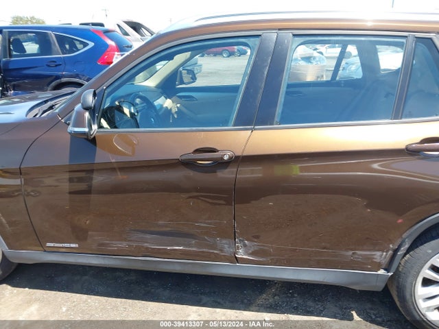 BMW X1 Sdrive28i 2014 WBAVM1C50EVW50803 Image 14