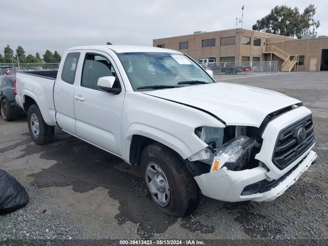 Toyota Tacoma Sr 2018 5TFRX5GN9JX119918 main image