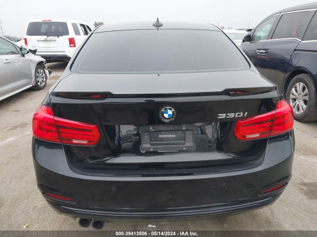 BMW 330I 2017 WBA8B9G53HNU09317 Image 16