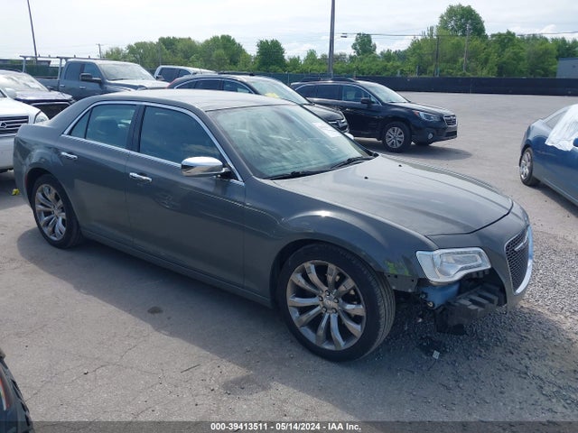 Chrysler 300 Limited 2018 2C3CCAEG3JH145907 Image 1