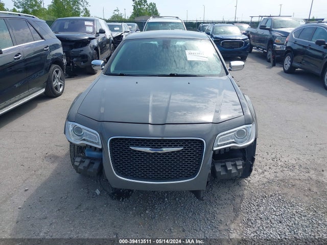 Chrysler 300 Limited 2018 2C3CCAEG3JH145907 Image 13