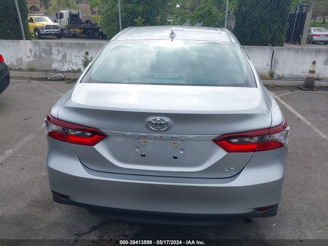 Toyota CAMRY LE 2024 4T1C11AK6RU863077 Image 16