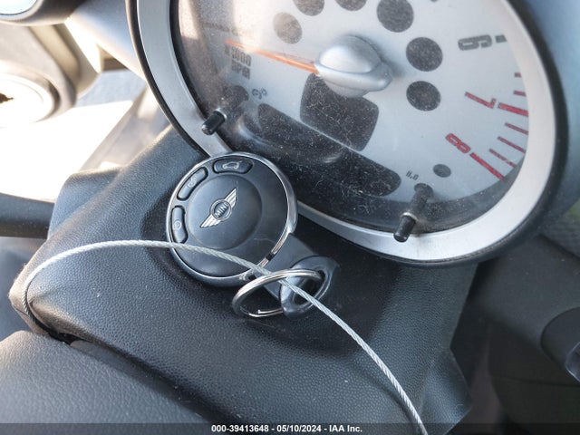 2007 MINI COOPER S WMWMF73577TT80718 Photo 10