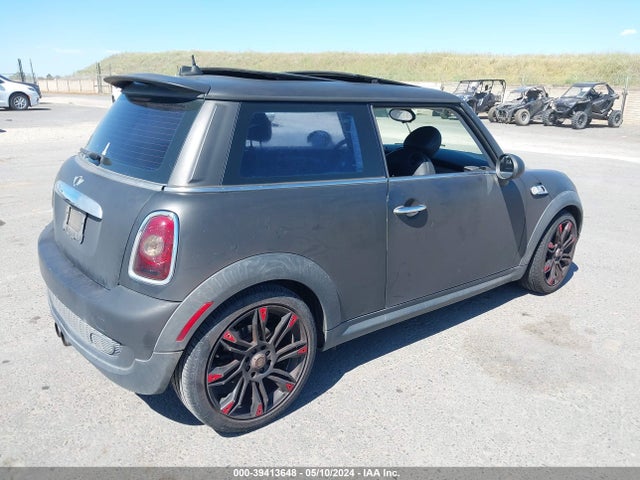 2007 MINI COOPER S WMWMF73577TT80718 Photo 3