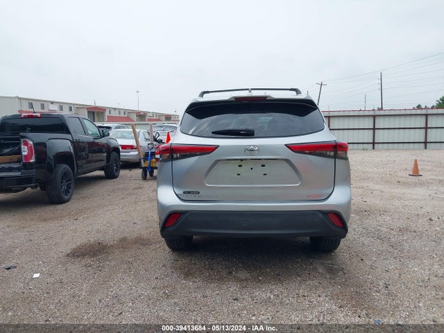 Toyota Highlander Xle 2022 5TDGZRBH7NS216220 Image 16