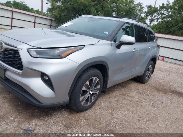 Toyota Highlander Xle 2022 5TDGZRBH7NS216220 Image 6