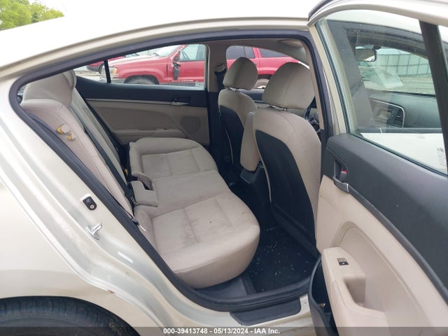 Hyundai ELANTRA SE 2017 KMHD74LF6HU100074 Image 8