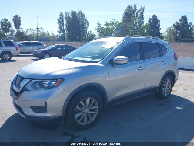 Nissan ROGUE SV 2017 JN8AT2MTXHW399153 Image 2