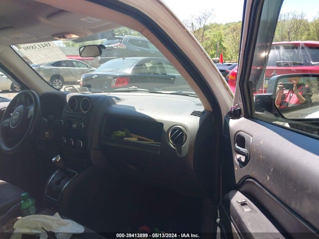 Jeep Patriot Latitude 2015 1C4NJRFB2FD395249 Image 5