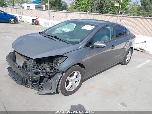 KIA FORTE LX 2016 KNAFX4A68G5497924 Image 2