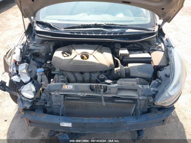 5NPDH4AE2GH734681 Hyundai ELANTRA SE