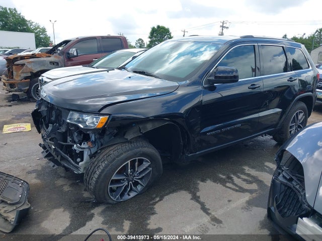 Jeep Grand Cherokee Laredo E 4x2 2019 1C4RJEAG7KC533591 Image 2