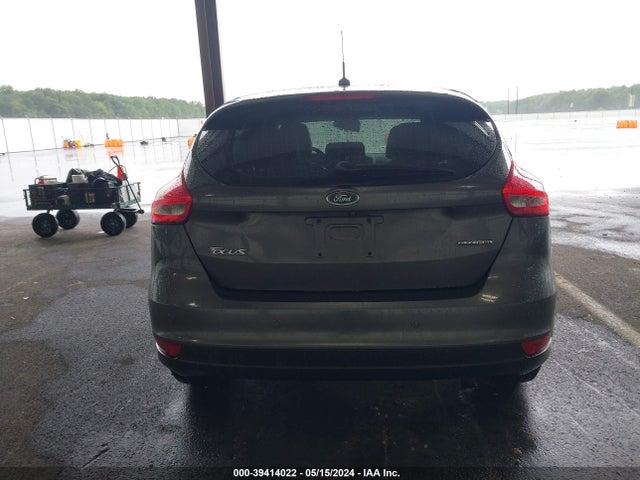 Ford FOCUS SE 2015 1FADP3K20FL210205 Image 17