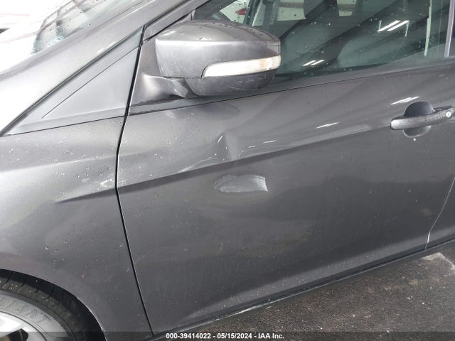 Ford FOCUS SE 2015 1FADP3K20FL210205 Image 19