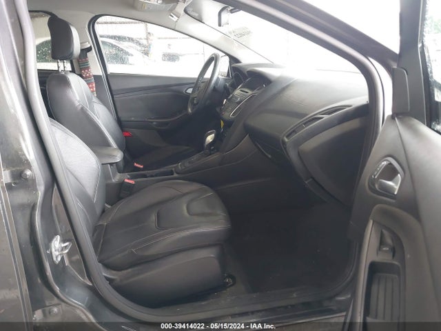 Ford FOCUS SE 2015 1FADP3K20FL210205 Image 5