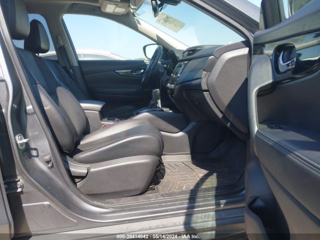 JN8AT2MV0JW354861 Nissan Rogue Sl