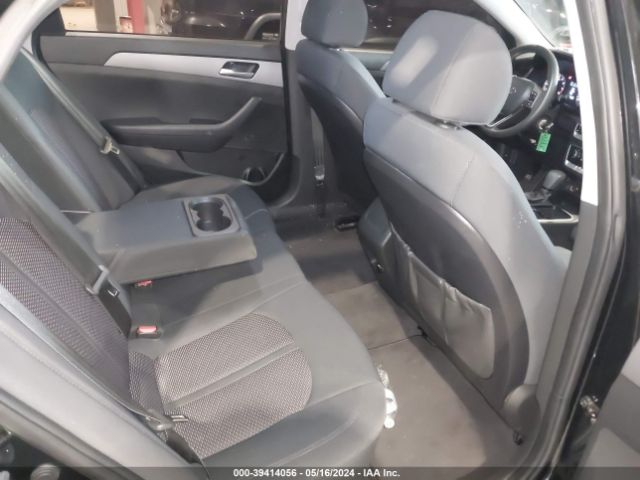 5NPE24AF7KH743738 Hyundai SONATA SE