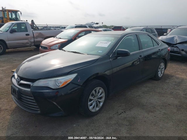 Toyota CAMRY LE 2015 4T1BF1FK2FU985307 Image 2