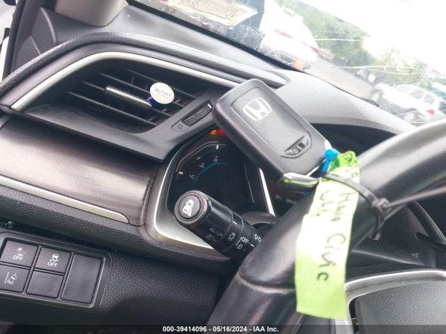 Honda Civic Touring 2019 19XFC1F96KE203661 Image 11