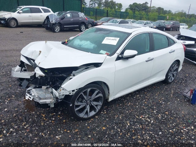 Honda Civic Touring 2019 19XFC1F96KE203661 Image 2