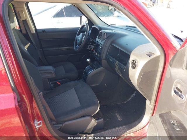 1C4NJRBB0FD269218 Jeep Patriot Sport