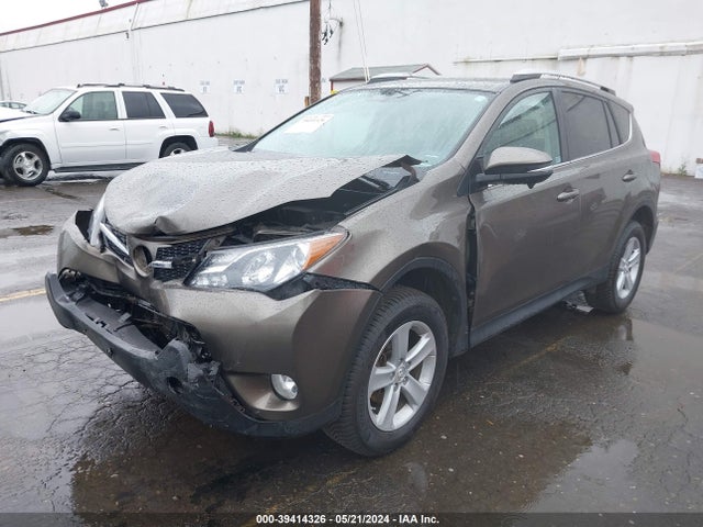Toyota Rav4 Xle 2014 2T3RFREV9EW136841 Image 2
