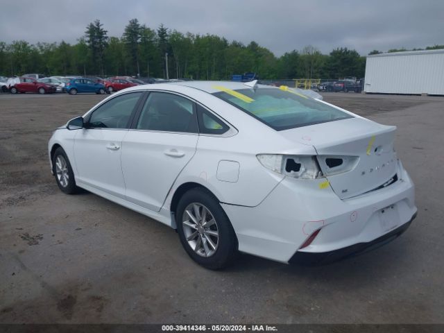 5NPE24AF3KH777949 Hyundai SONATA SE
