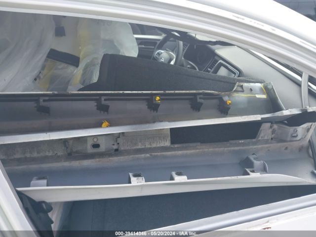 5NPE24AF3KH777949 Hyundai SONATA SE