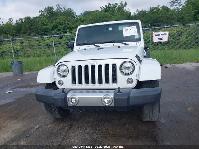 1C4BJWEG6HL523760 Jeep Wrangler Unlimited Sahara 4x4