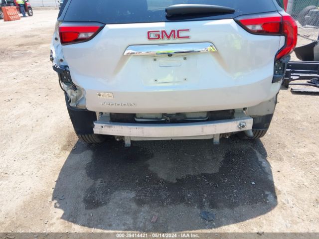 3GKALMEVXJL279389 GMC Terrain Sle