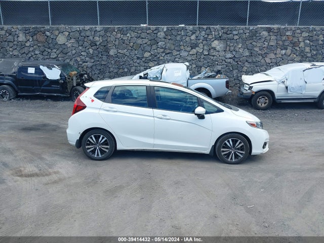 Honda FIT EX 2018 3HGGK5H89JM701250 Image 13