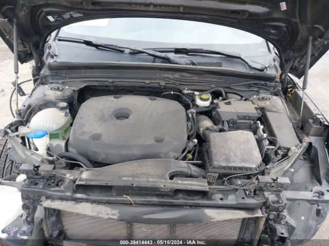 YV4162UM9L2183318 Volvo Xc40 T5 R-design