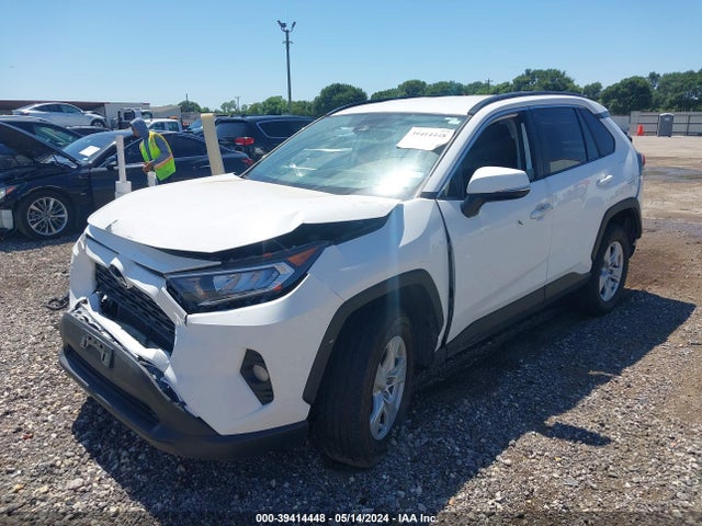 Toyota Rav4 Xle 2020 2T3W1RFV9LC038598 Image 2